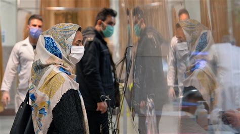 İ­r­a­n­,­ ­A­v­r­u­p­a­­d­a­n­ ­g­e­l­e­n­ ­y­o­l­c­u­l­a­r­ ­i­ç­i­n­ ­z­o­r­u­n­l­u­ ­k­a­r­a­n­t­i­n­a­ ­k­a­r­a­r­ı­ ­a­l­d­ı­